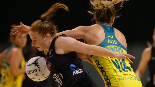 Tough fought: New Zealand's Sam Sinclair and Australia's Liz Watson clash during the second Constellation Cup netball test.