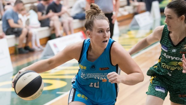 Capitals sharpshooter Kate Gaze looks set to remain in Canberra next season.