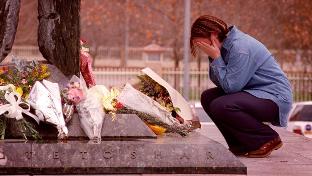 A British national living in Canberra expresses her grief at the death of Diana, Princess of Wales after laying flowers at the British High Commission in Canberra.