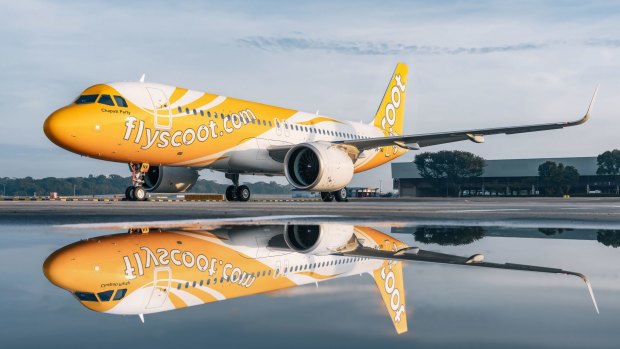 A Scoot Airbus A320 in its sunny livery.