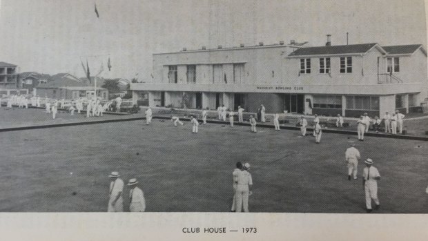 Bowlers on the greens in front of Waverley's clubhouse in Birrell Street, 1973.