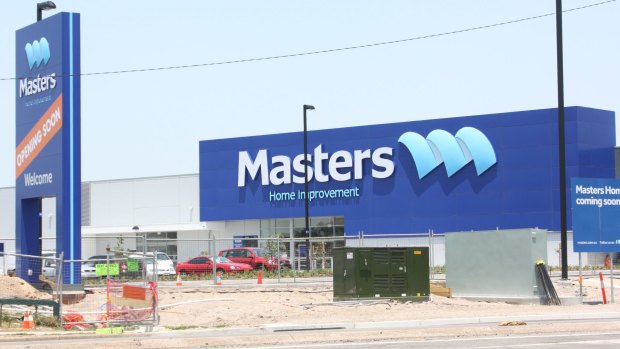 Woolworths is under pressure to pull the plug on Masters as losses mount.
