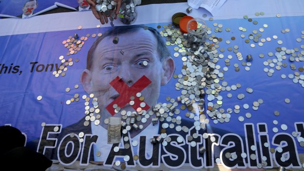 The bags of money left at the Australian embassy follow earlier protests in Jakarta in February that saw demonstrators leave coins for Prime Minister Tony Abbott.