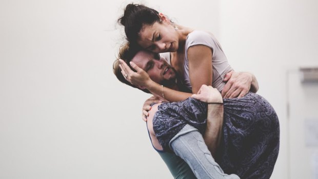 Christopher Rodgers-Wilson and Vivienne Wong in rehearsals for the Australian Ballet's production of <i>Infra</i>.