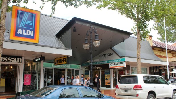 Sydney-based Intergen Property Group has appointed Cushman & Wakefield as the new manager of Centrepoint Tamworth Shopping Centre, after settling the $38.5 million purchase of the property.