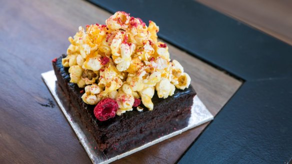 Vegan chocolate popcorn cake.