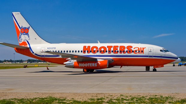 failed-airlines-powdair-hooters-air-and-four-more-of-the-biggest-flops