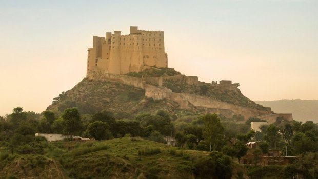 Alila Fort Bishangarh is a shining example of the heritage hotels that have been re-created from the artefacts of India's flamboyant past.