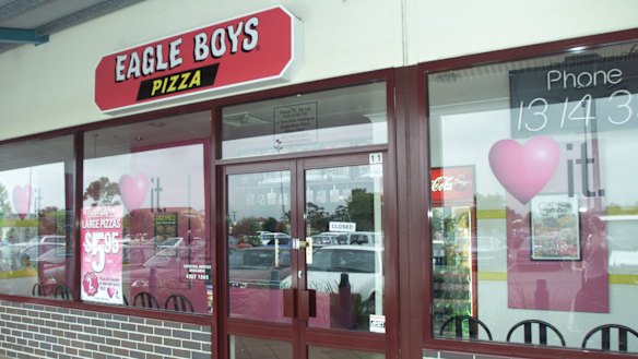 Eagle Boys, once Australia's second largest pizza chain, is looking for buyers after the franchisor collapsed last week.