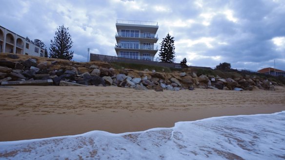 Coastal erosion as seen on the narrow beach running from Narrabeen to Collaroy in Sydney's north in 2009.