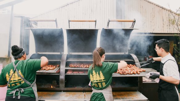 Welcome to Brunswick does half-price barbecue on Saturday afternoons, with smoked meats, vegan options and plenty of sides.