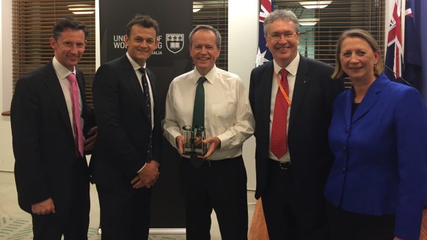 Adam Gilchrist (second from left) with Member for Throsby Stephen Jones, Opposition Leader Bill Shorten, University of Wollongong vice-chancellor Paul Wellings, and Member for Cunningham Sharon Bird.