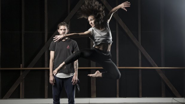 Choreographer Daniel Riley and dancer Janessa Dufty in <em>New Breed</em> by the Sydney Dance Company.