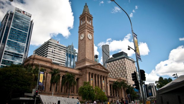 City Hall (Brisbane's tallest building, 1930-1970) with Infinity Tower (the current tallest) to the immediate right of the clock tower.