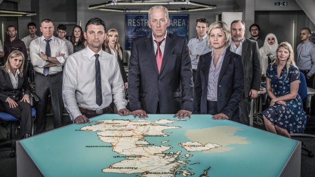 Operation Serious Face: The Hunters, led by former detective Peter Bleksley (centre). 