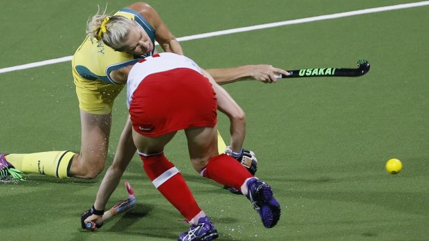 Last ditch effort: Jodie Kenny scores for the Hockeyroos with 15 seconds left in the match.