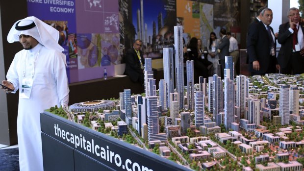 Egypt's government announced plans to build a new capital adjacent to Cairo, in a massive new project that in its first phase would cost $US45 billion and take up to seven years to complete.