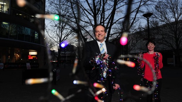David Richards and SIDS and Kids CEO Nathalie Maconachie have teamed up this year to attempt to break the Guinness World Record for the most Christmas lights in a commercial space. 