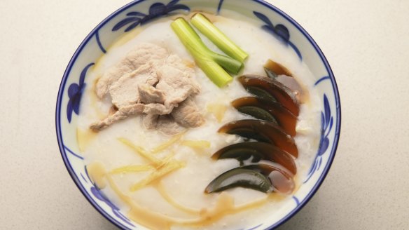 Congee with sliced pork and century egg.