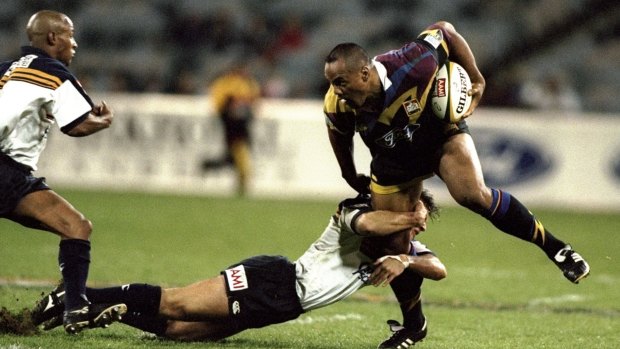 Stirling Mortlock used what became the standard technique of tackling Jonah Lomu – dive at his legs and hope he tripped over.