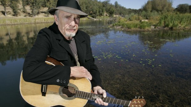 Merle Haggard poses at his ranch at Palo Cedro, California in 2007.