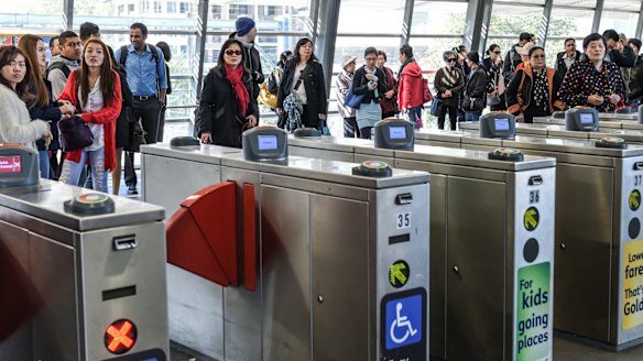 The deadline for the pricing regulator's final report on Opal fares has been delayed until May 12.