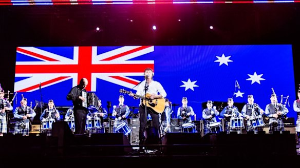 Sir Paul was joined on stage by a pipe band for Mull of Kintyre.