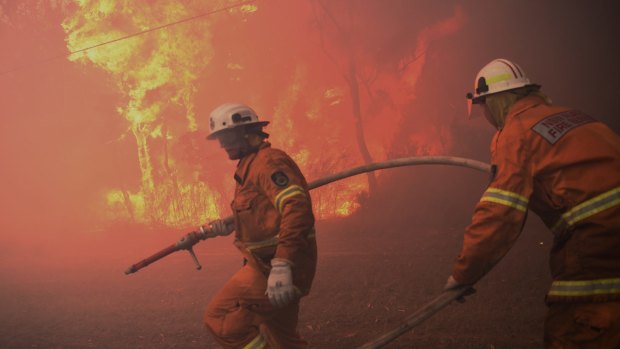 A new bushfire prediction system designed by a UWA research team could save lives and property.
