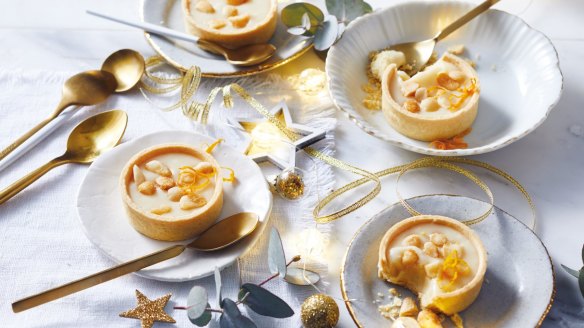 Product and lifestyle images of Woolworths Christmas range 2021. Supplied for Good Food taste test online. Good Food use only.ÃÂ Woolworths Gold White Chocolate and Macadamia Tarts
