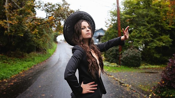 Jesca Hoop wants you to make babies after her show