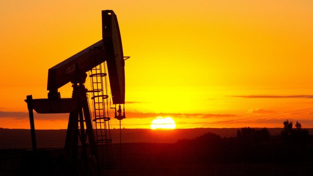 Sunset on fossil fuels? Bank of England among those asking.