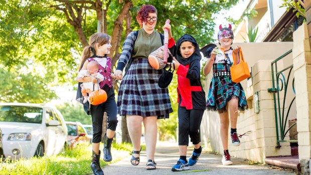 Police Warn Children And Parents Of Halloween Dangers