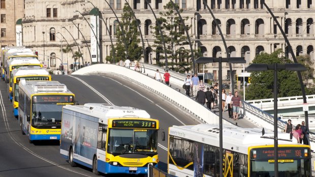 Council's new and imporved plans for the Brisbane Metro system will see 125 less buses in the city and aims to make the Victoria Bridge green.