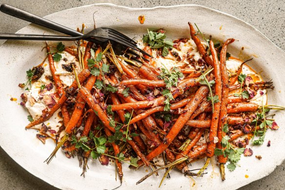 This carrot salad is vegan-friendly.