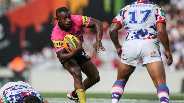 James Segeyaro breaks a tackle during the 2016 Auckland Nines.