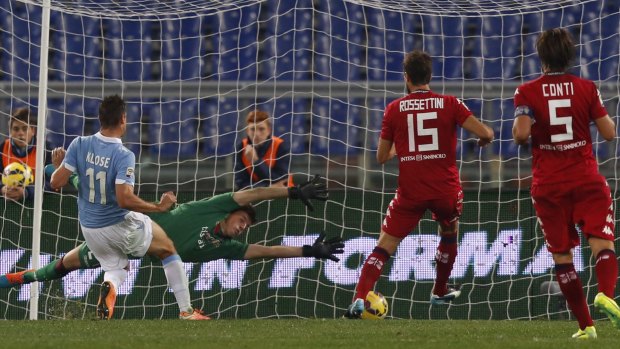Klose slammed home two goals to help end Cagliari's streak.