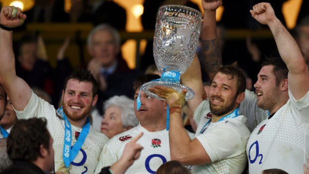 Tweet when you're winning: England's guidelines discourages social media use after a loss.