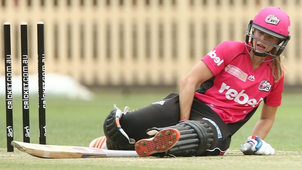 Down and out: Ellyse Perry injured her hamstring in the women's Big Bash League.