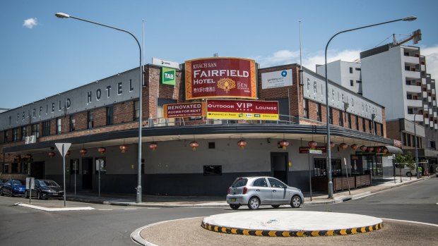 The Fairfield Hotel has promised $2.6 million in donations to community organisations, including $500,000 to Fairfield Hospital, should its application for an extra seven machines be approved.