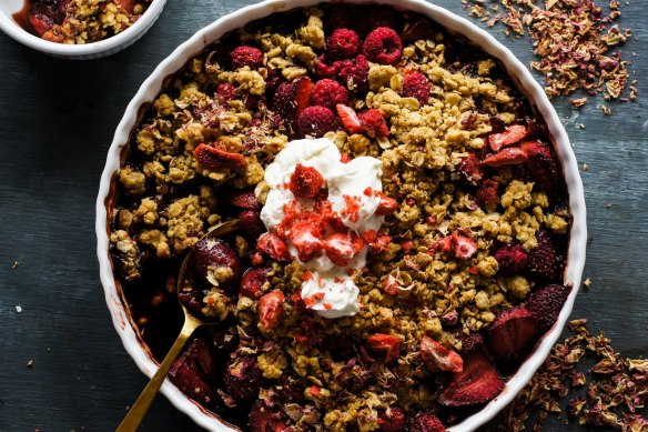 Strawberry raspberry balsamic crumble.