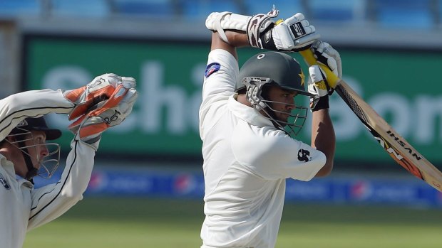 Azhar Ali plundered the Kiwi attack on his way to 75.