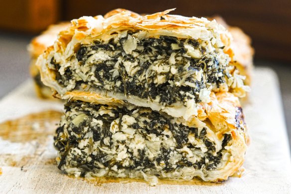 No soggy bottom: Spanakopita with puff pastry and haloumi.