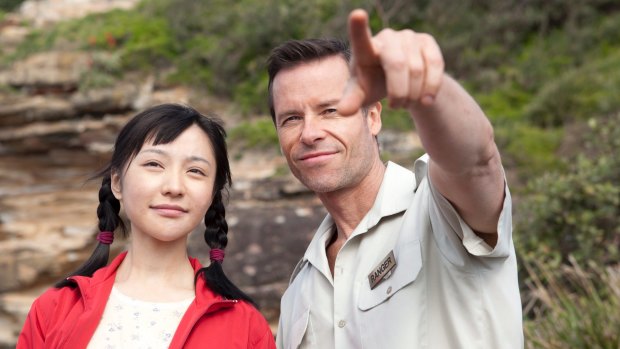 Zhu Lin and Guy Pearce in <i>33 Postcards</i>, which was produced by Pauline Chan.