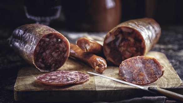 The Spanish sausage is available raw or cured (pictured).