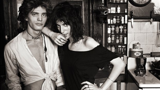 Robert Mapplethorpe and Patti Smith in New York in 1969. 