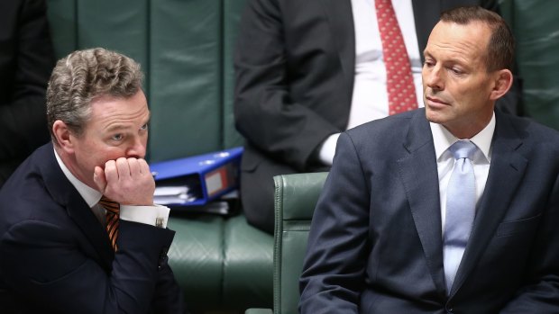 Tony Abbott met his Education Minister Christopher Pyne in Adelaide on Sunday evening and came away from the conversation feeling he had Pyne's support. 