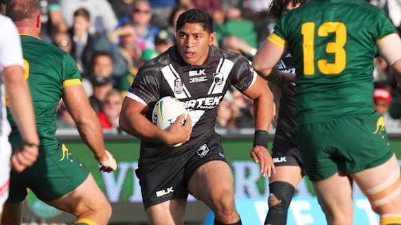 Rugby League World Cup 2017: Super-size Tongans roll out the big guns