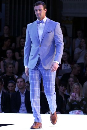 Not just about suits: Myer ambassador Kris Smith shows how to pair separates from the Dom Bagnato collection to create a distinctive race-day look.