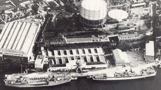 The site was taken over by the federal government in 1942 and became a torpedo manufacturing and maintenance factory as well as a service facility for submarines.