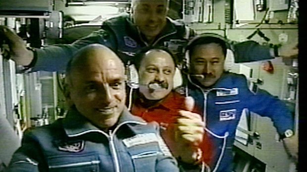 Space tourist Dennis Tito (left) on the Russian Federal Space Agency's ISS EP-1 mission in 2001.